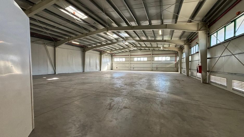 Hala 5000 mp dotata pentru productie si depozitare ISU categoria D - Poză 32