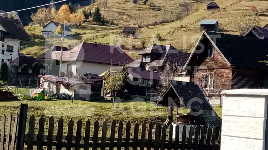 Teren de vânzare – 5877 mp în Moieciu de Sus, zonă montană deosebită - Poză 2