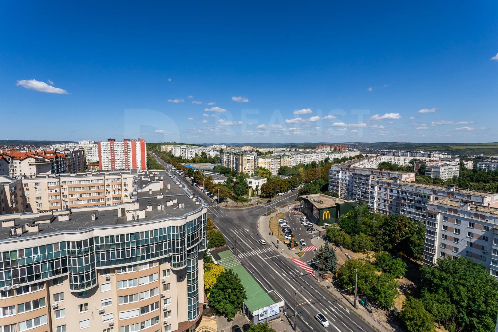 Vânzare , oficiu,  613mp, str. Alba Iulia , Buiucani. - Poză 2