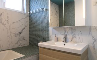 Zona linistita, 3 camere + 2 bai, centrala proprie. - Poză 13