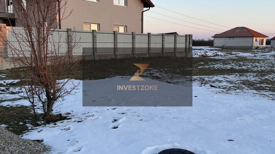 TEREN FUGHIU - Poză 2