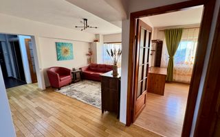 APARTAMENT SPATIOS SI LUMINOS - Poză 1