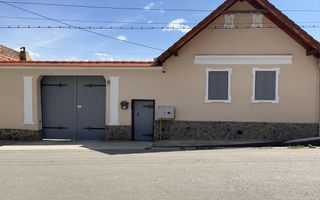 Casa saseasca renovata, cu sura - Seica Mare, Sibiu - Poză 4