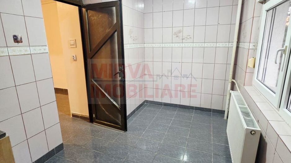 Apartament 2 camere de vanzare | Marasesti | an 1991 | Parter - Poză 6
