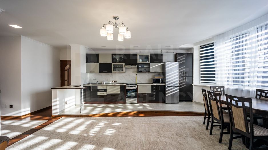 Vânzare, apartament 2 camere + living, str. Alecu Russo, Ciocana - Poză 2