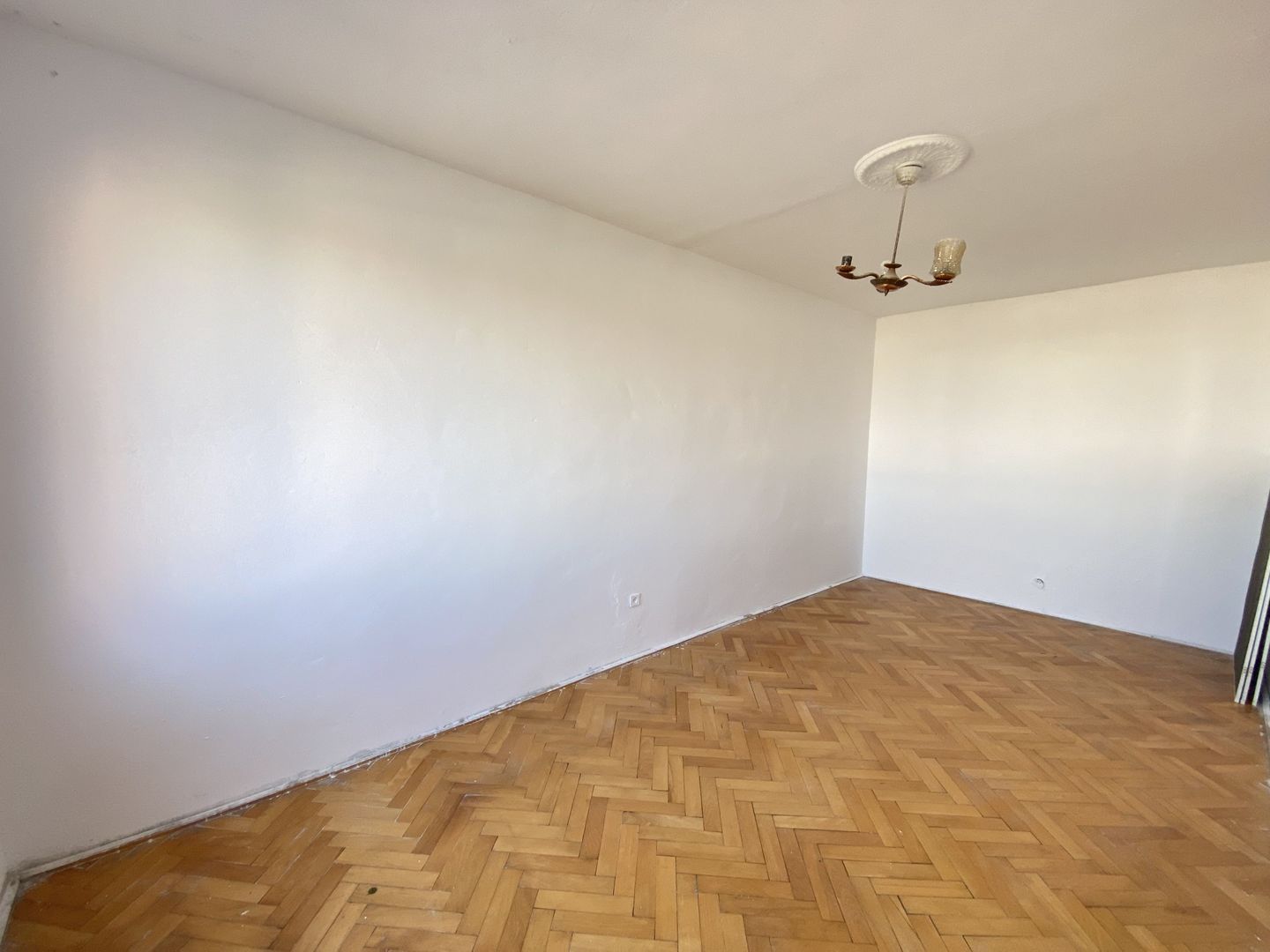 Apartament 2 Camere, 50mp, Etaj 3, GAZ, Olimpia Stadion, Comision 0% - Poză 2