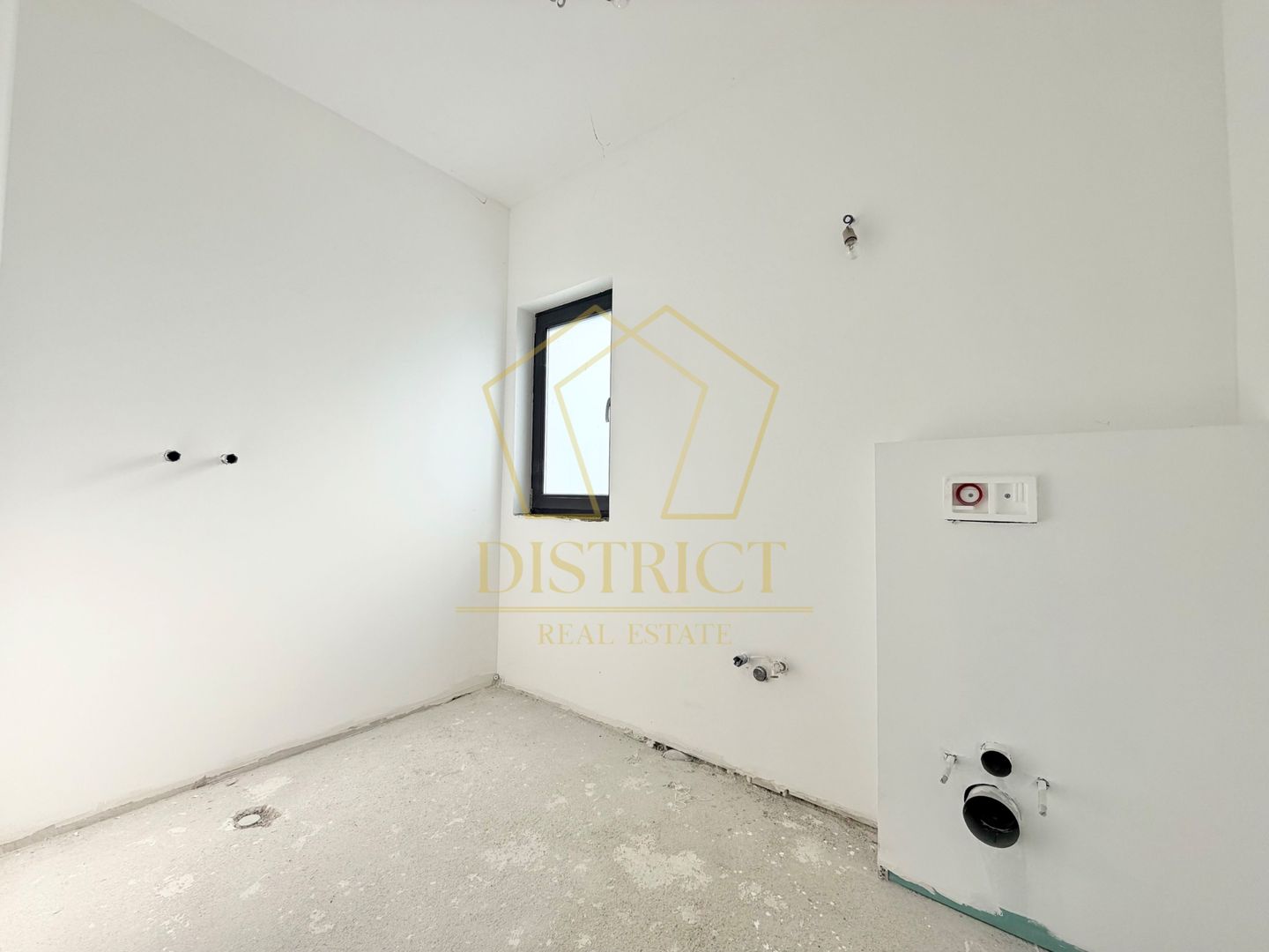 Duplex-uri cu 4 camere, 3 bai si perete coumn dublu in Chisoda, la asfalt. - Poză 13