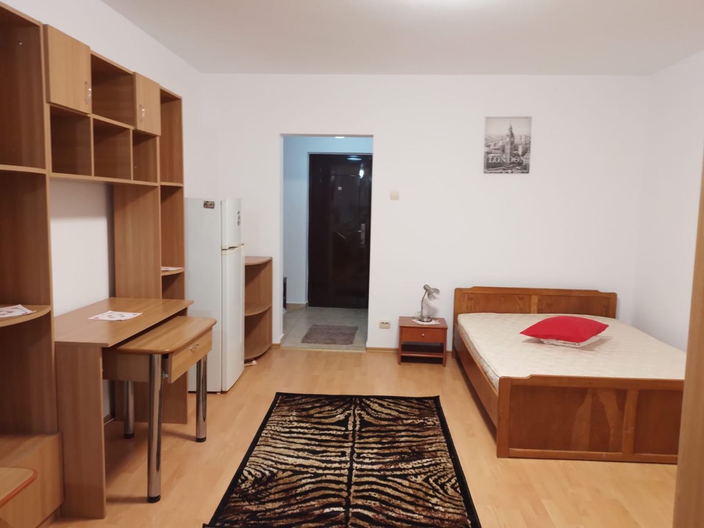 Garsoniera de inchiriat  Drumul Taberei - Poză 1