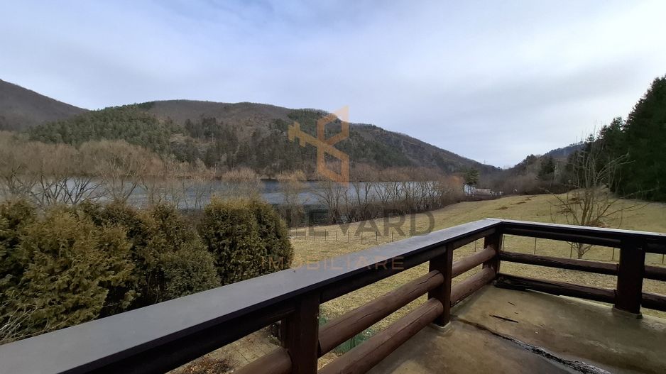 Cabana si teren 1000 mp cu iesire la lac! - Poză 5