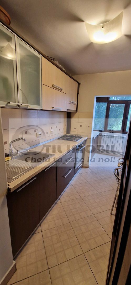 Apartament cu 2 camere, decomandat - Canta, la etaj intermediar ! - Poză 3