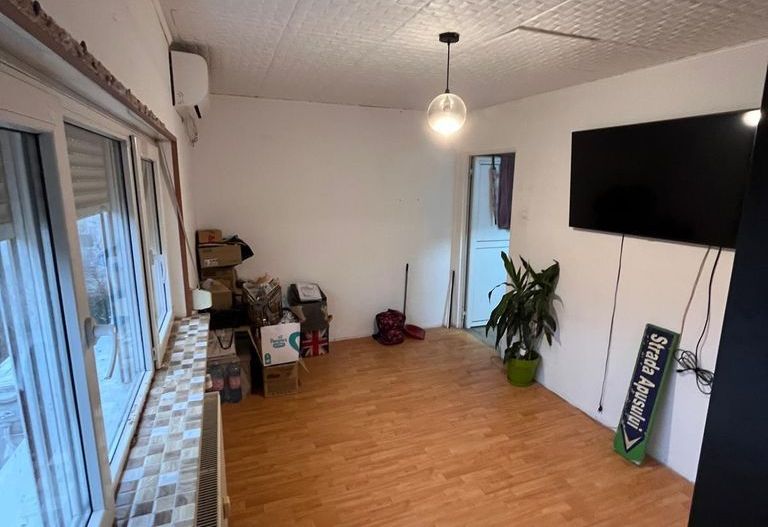 Apartament 4 camere bloc anvelopat Apusului, Pacii, Militari - Poză 3