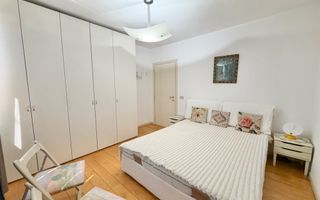Apartament superb cu 2 camere langa Catedrala, bucatarie separata | Ultracentral - Poză 2