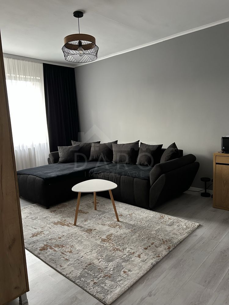 Apartament cu 3 camere - Poză 3