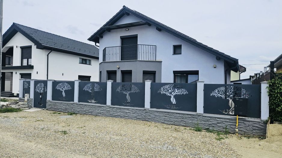 Casă Modernă cu Sistem Fotovoltaic – Rontău - Poză 1