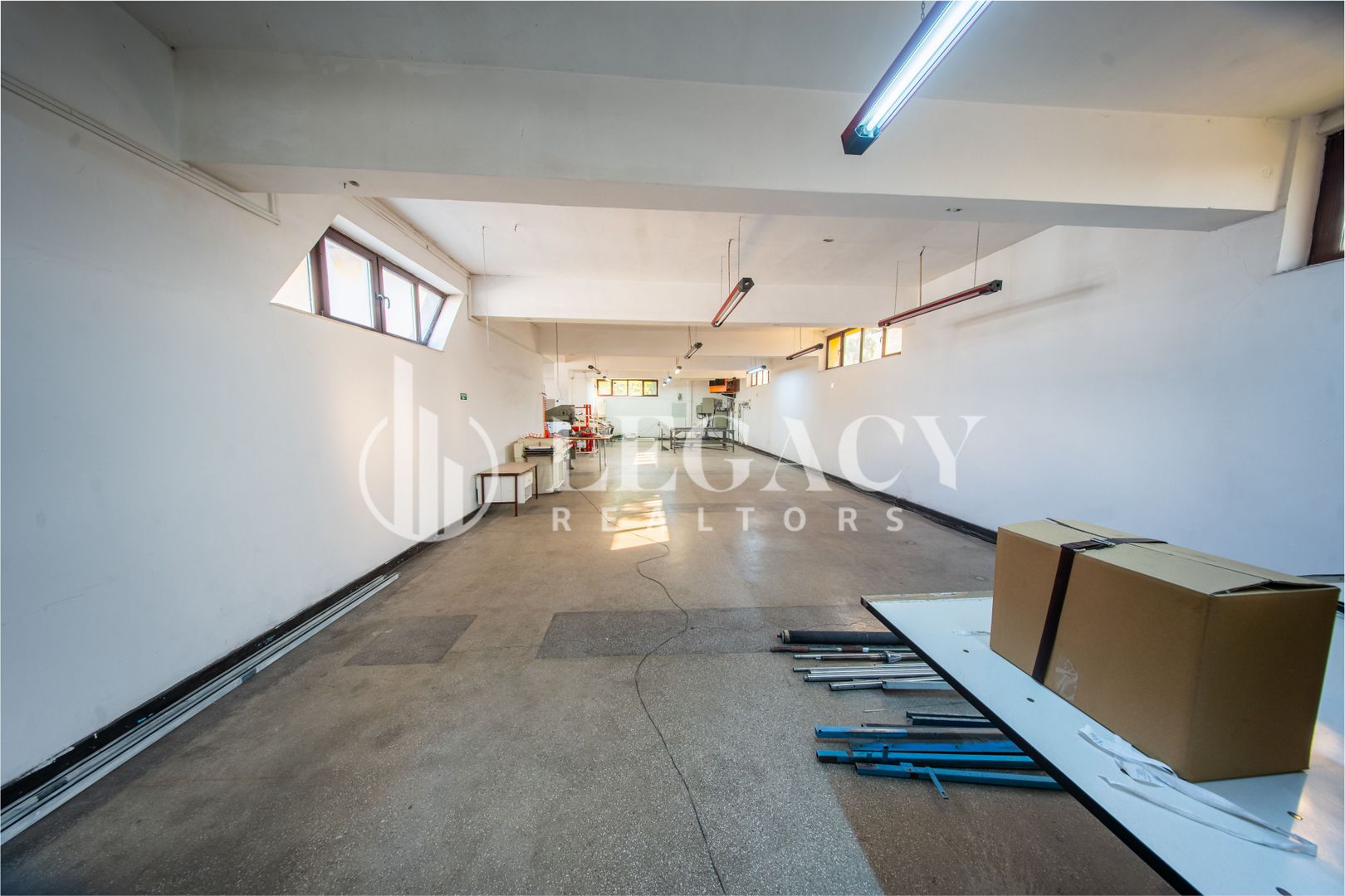 Clădire comercială cu potențial major de dezvoltare - Săveni, Botoșani - Poză 7