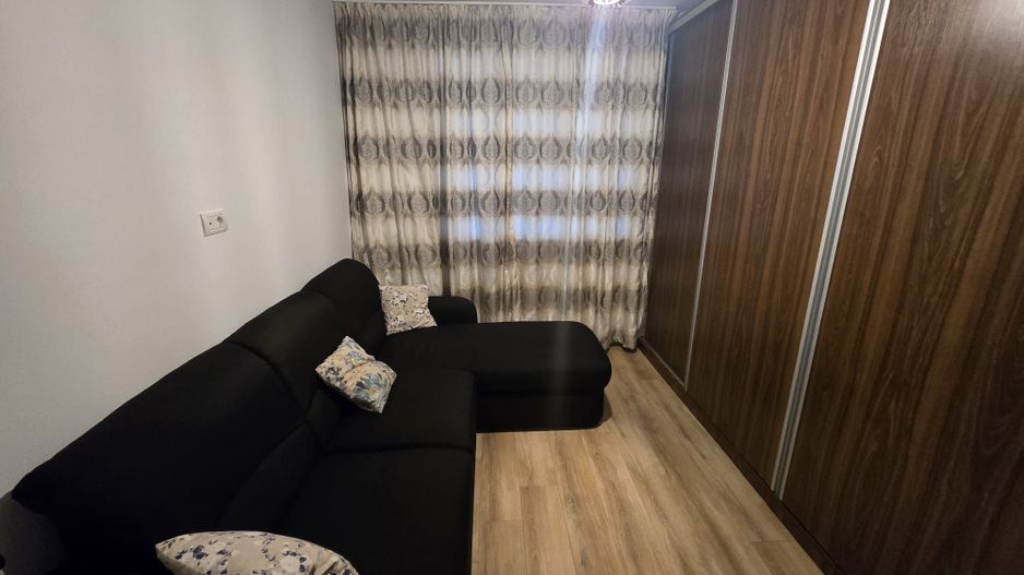 Giroc | 3 Camere | 2 Bai | Mobilat si Utilat | Loc de parcare - Poză 15