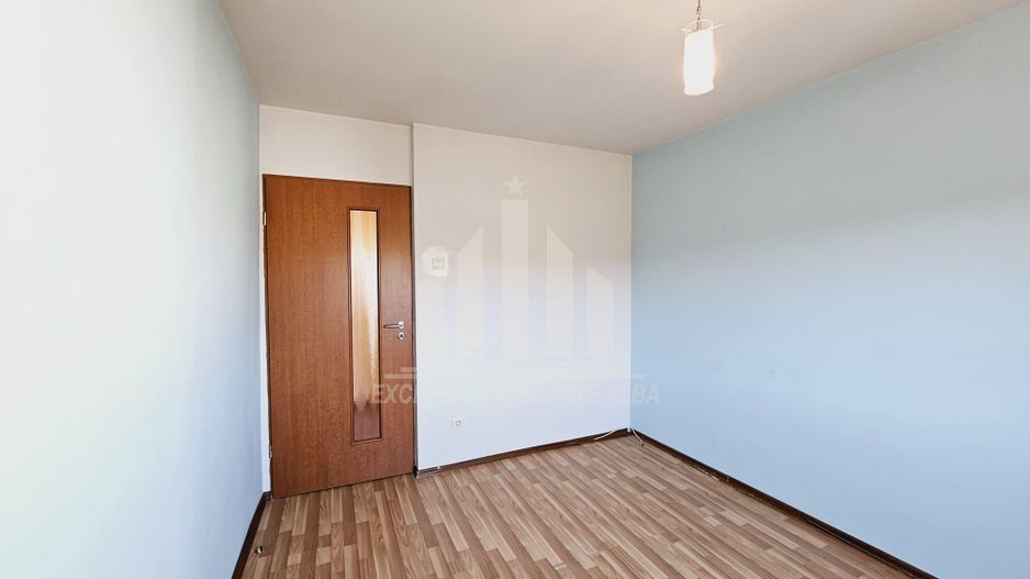 Apartament 3 camere decomandate cu garaj, Tolstoi - Poză 3
