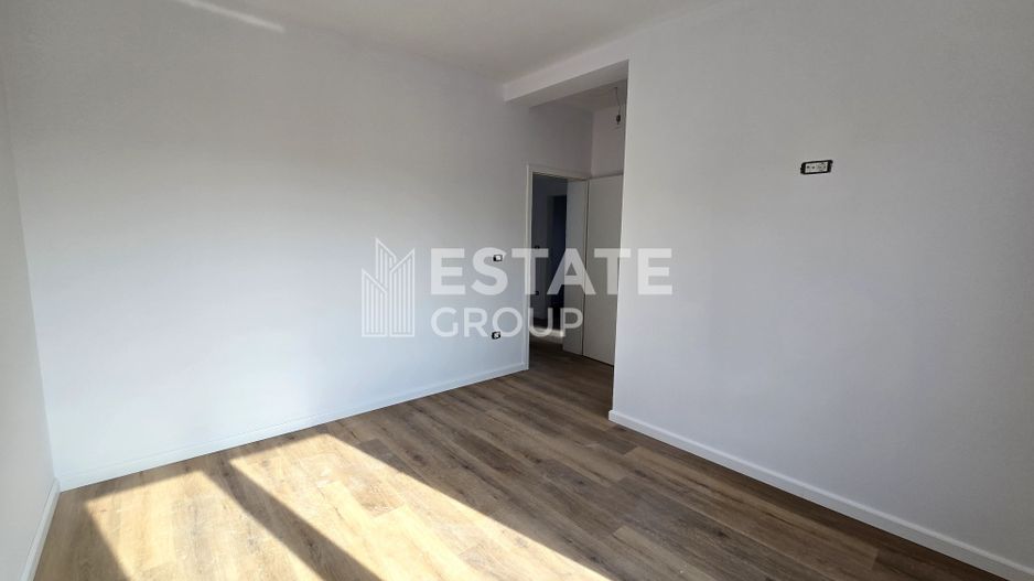 Duplex cu 5 camere despartit prin camera tehnica in Dumbravita - Poză 16