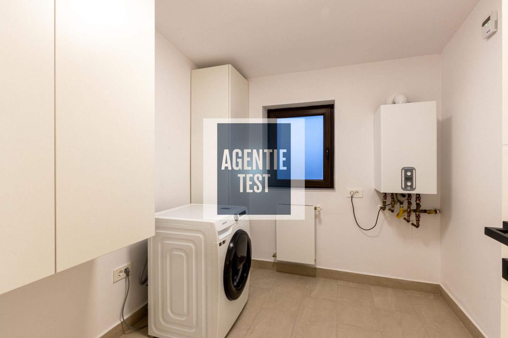 Apartament cu 4 camere de închiriat în zona Alexandru cel Bun - Poză 16