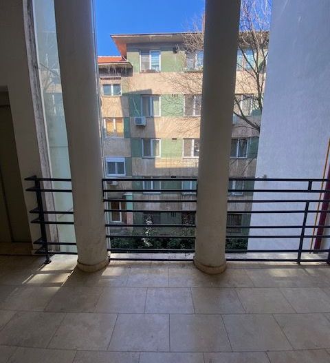 Spatiu de birou zona centrală - Poză 23