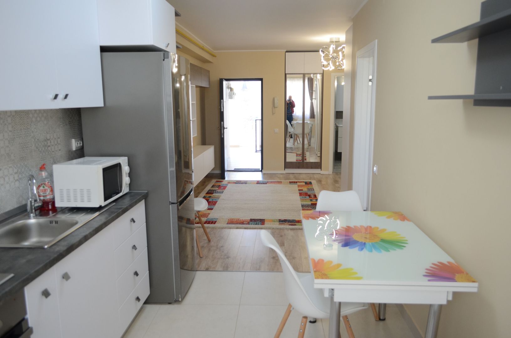 apartament zona Vivo cu 2 camere si parcare exterioara - Poză 2