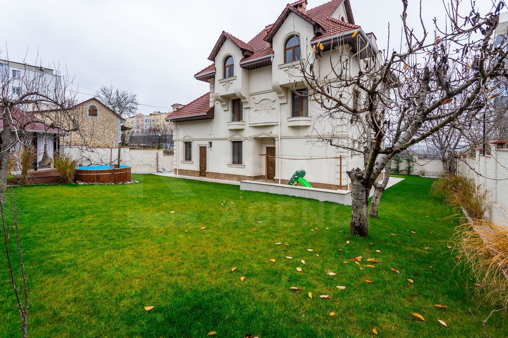 Vânzare, casă, 3 nivele, 300 mp+7,2 ari, str. Chișiniău, Cricova - Poză 6