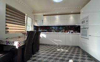 Casa P+1 la pret de apartament - zona Bratianu - Poză 3