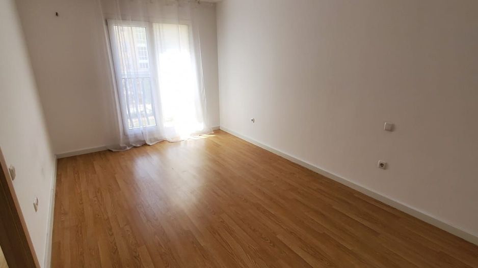 3 CAMERE IN COSMOPOLIS - Poză 15