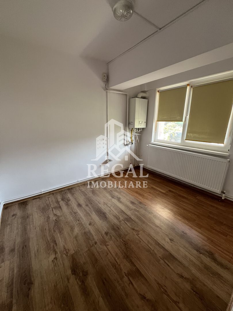 PRET NOU - Spațiu comercial de vânzare – Zona Micro 5 - Poză 3