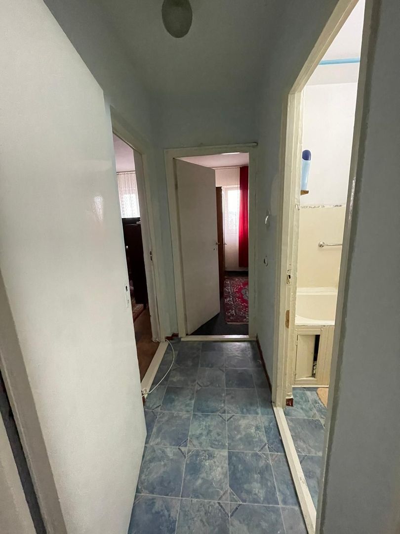 Apartament cu 4 camere de vanzare, Zona Cetate - Poză 7