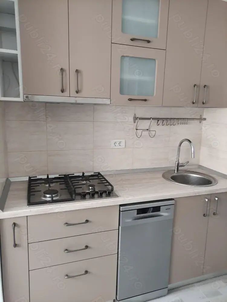 Apartament 4 camere Bricostore - Poză 2