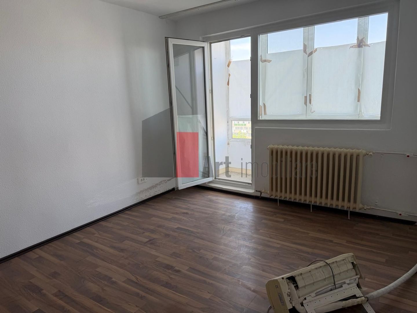 apartament 2 camere Drumul Taberei - Poză 1