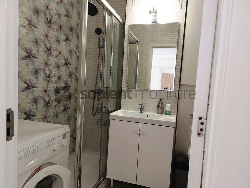 Apartament cu 2 camere B-dul Cantemir - Poză 5