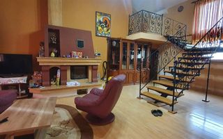 Casa de vanzare, 4 camere, 2 terase, garaj, 900mp teren - Poză 3