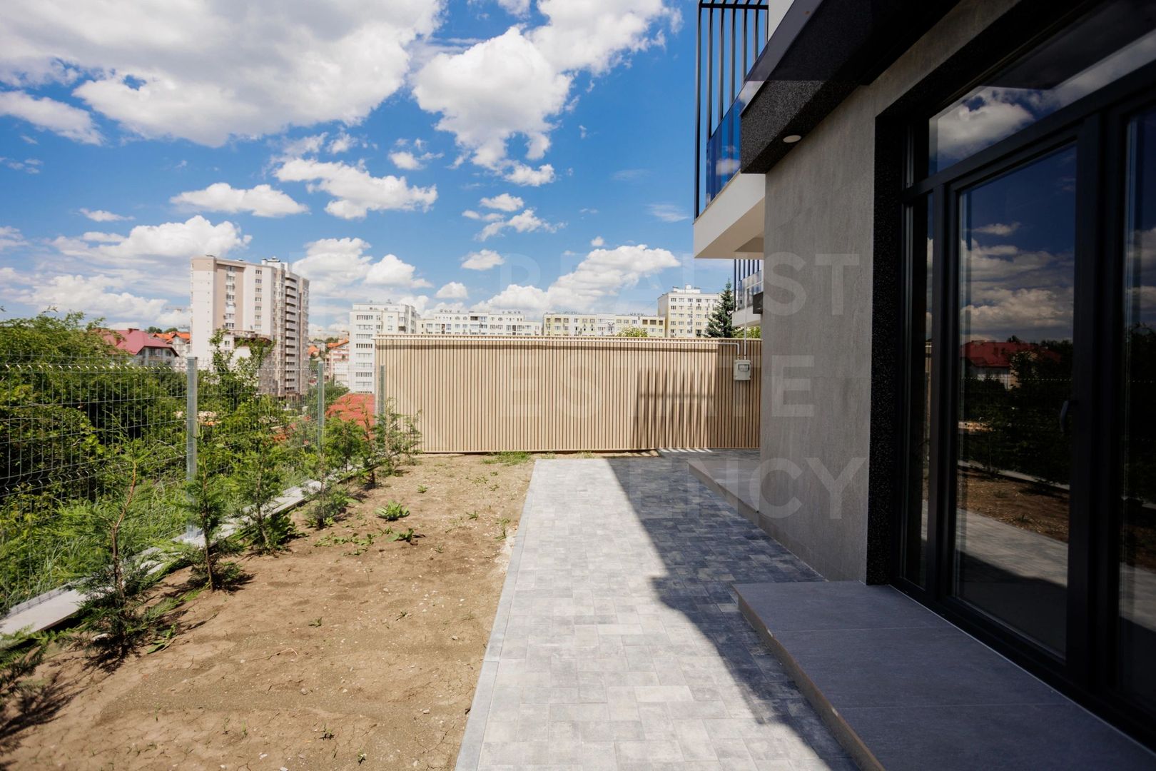 Vânzare casă, 4 camere,  str. Dragomirna, sectorul Buiucani. - Poză 33