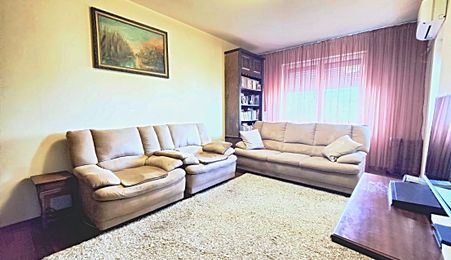 3 camere Dezrobirii - Metrou Gorjului - 66 mp