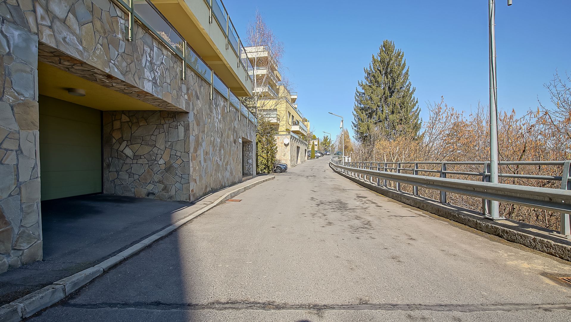 2 CAMERE 81 MP | DOUA BAI, TERASA SI BOXA | BELLEVUE DRUMUL POIENII - Poză 17