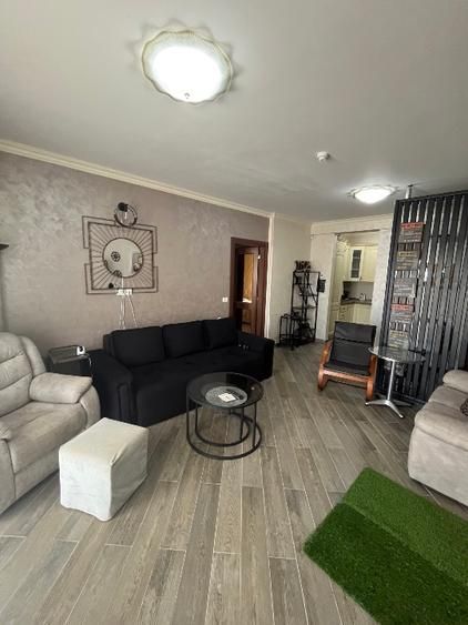 3 CAMERE DE VÂNZARE – MAMAIA, ZONA FLORA | VEDERE PARȚIALĂ LA MARE - Poză 2