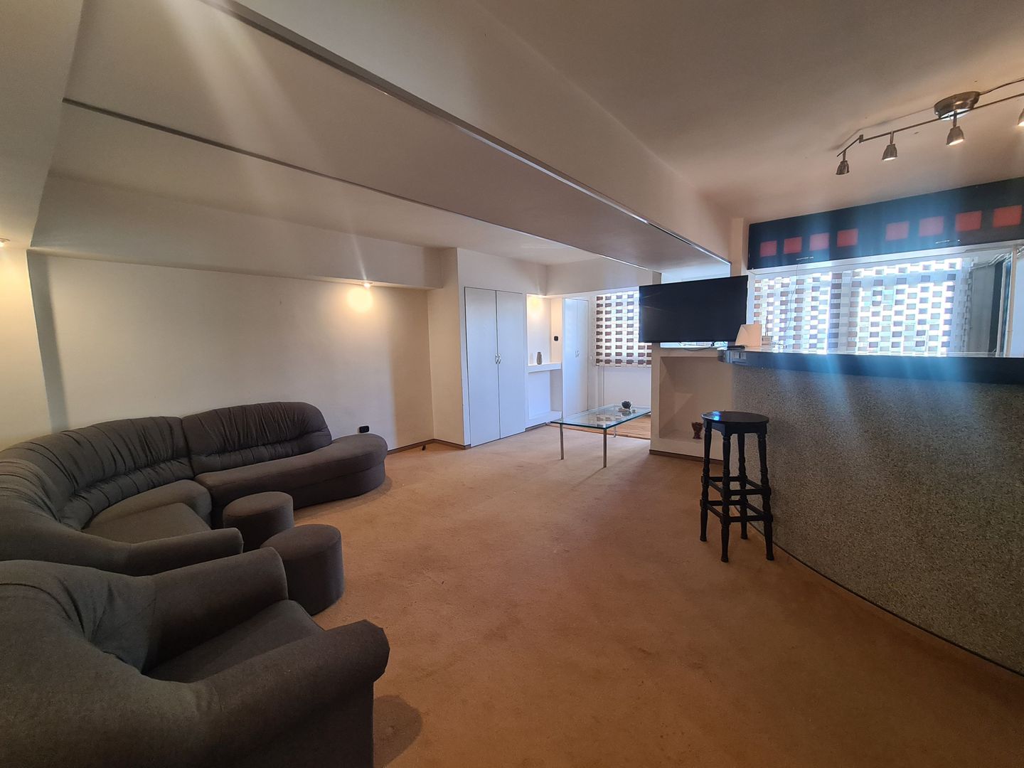 3 camere 93 mp 2/7 Calea Bucuresti - Vodafone - Poză 5