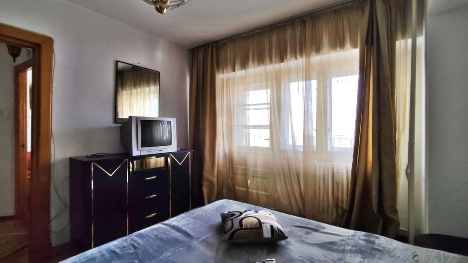 Inchiriere 2 camere pe B-dul Dacia, Rogerius, Oradea - Poză 5