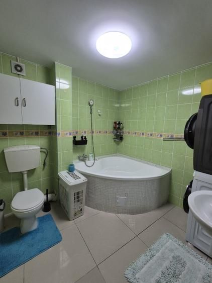 De inchiriat apartament cu 3 camere , Aparatorii Patriei sector4 - Poză 11