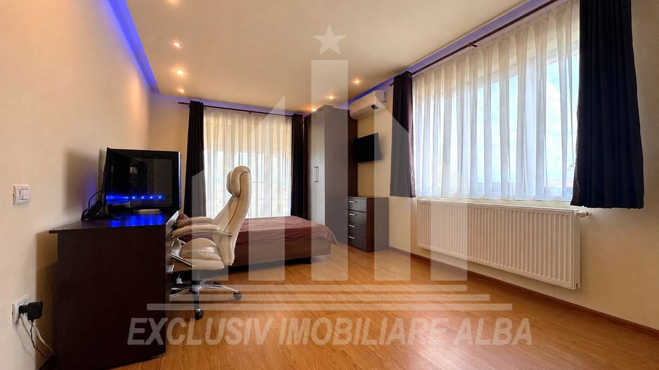 Casa individuala | Pensiune | 560 mp | 1450 mp teren | Cetate - Poză 9