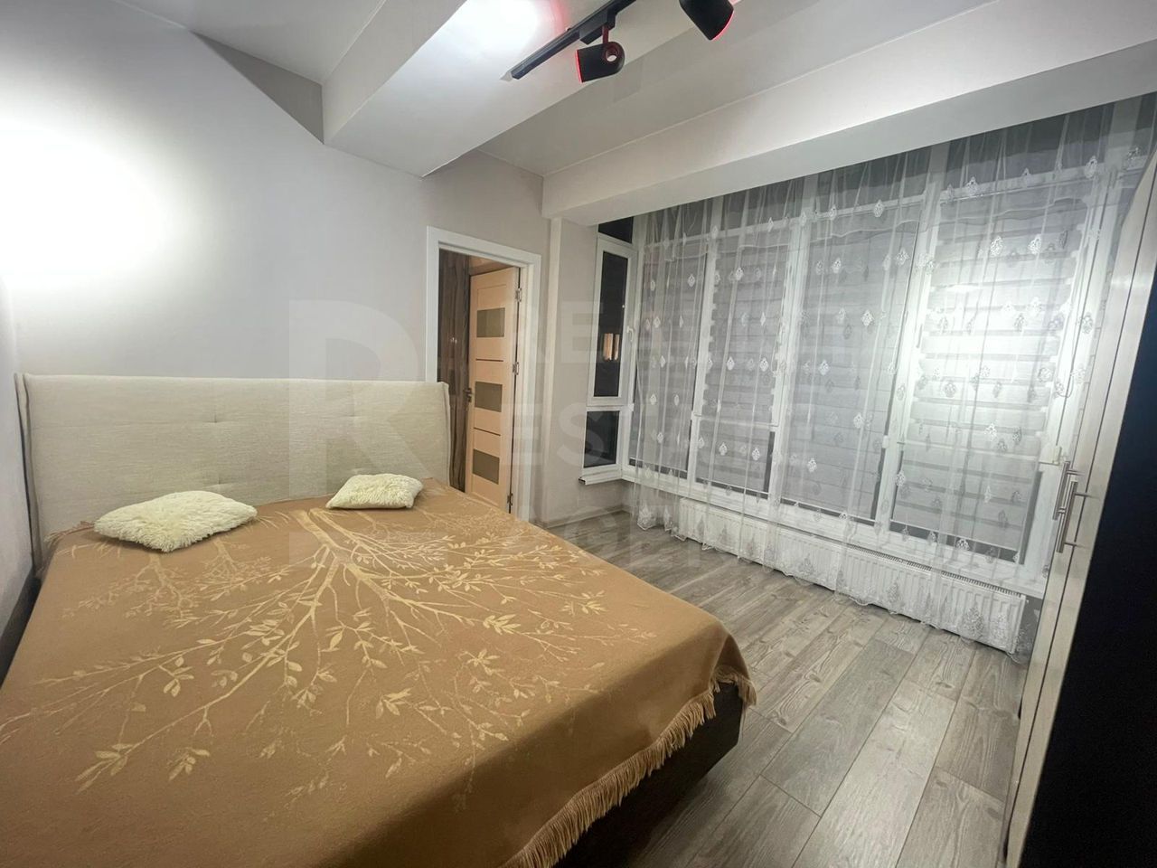 Chirie, apartament, 2 camere, str. Liviu Deleanu, Buiucani - Poză 4