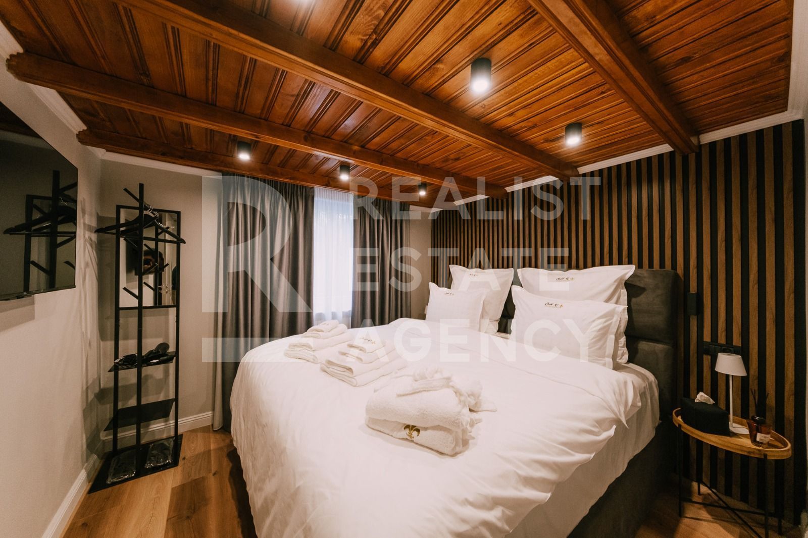 Boutique Luxury Retreat + Restaurant, Prahova - Poză 15