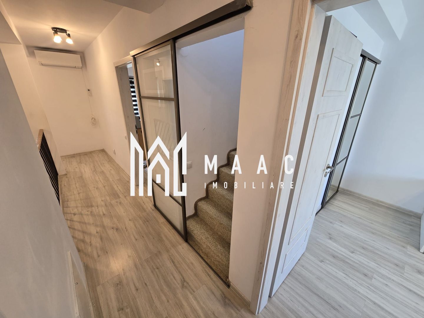 Casa moderna 4 camere mobilat utilata Selimbar - Poză 23