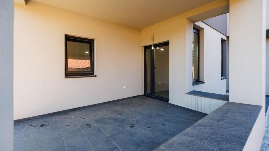 Duplex P+E în Moșnița Nouă, 3 dormitoare, 3 bai, teren 403 mp. Comision 0% - Poză 10