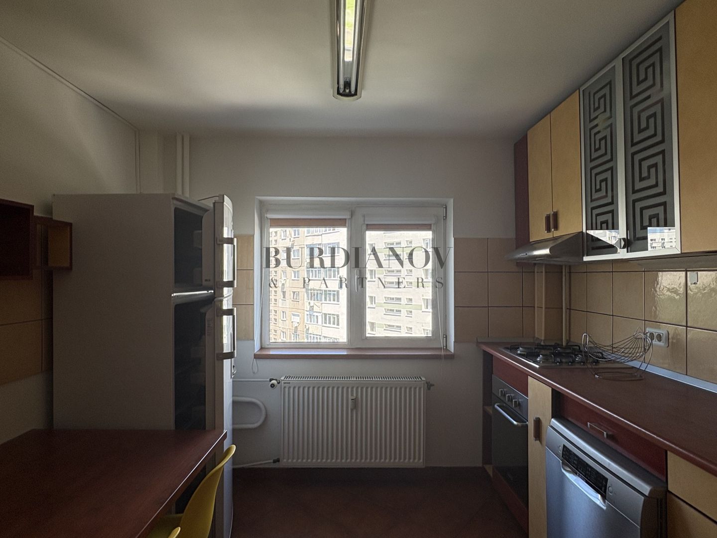 Apartament cu 2 camere - decomandat - Mega Mall - Pantelimon - Poză 6