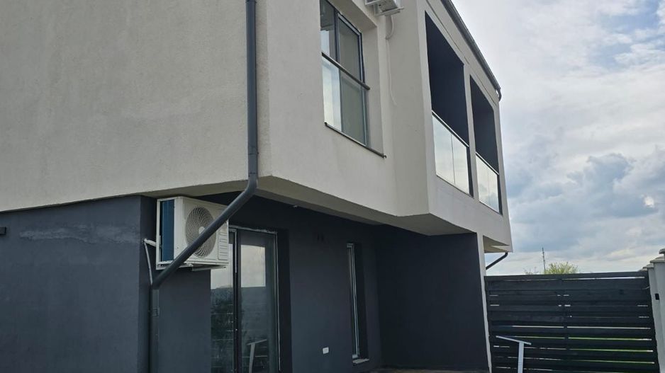 Vilă elegantă în Popești Leordeni I 5 camere - Poză 4