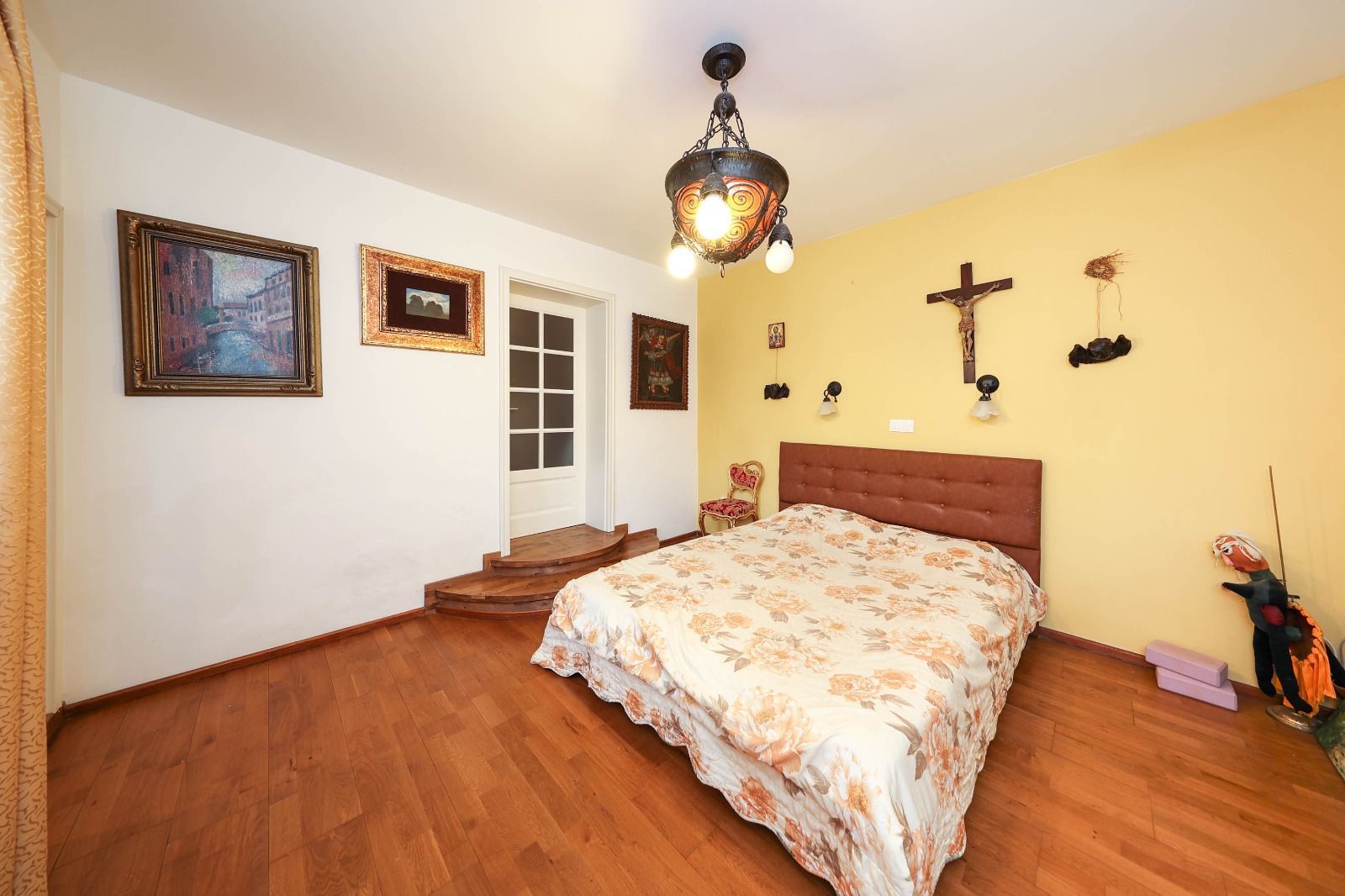 Casă deosebită de vânzare în centrul Brașovului - Poză 22