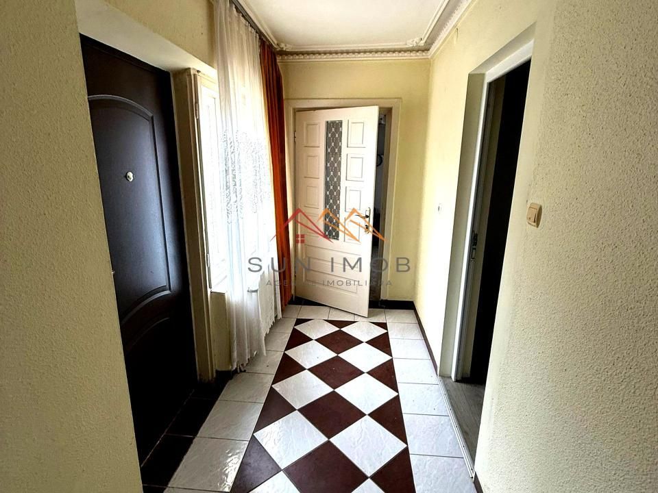 Vila 7 camere, an 1984, garaj, terasa, teren 604 m2, Poiana Campina,PH - Poză 19